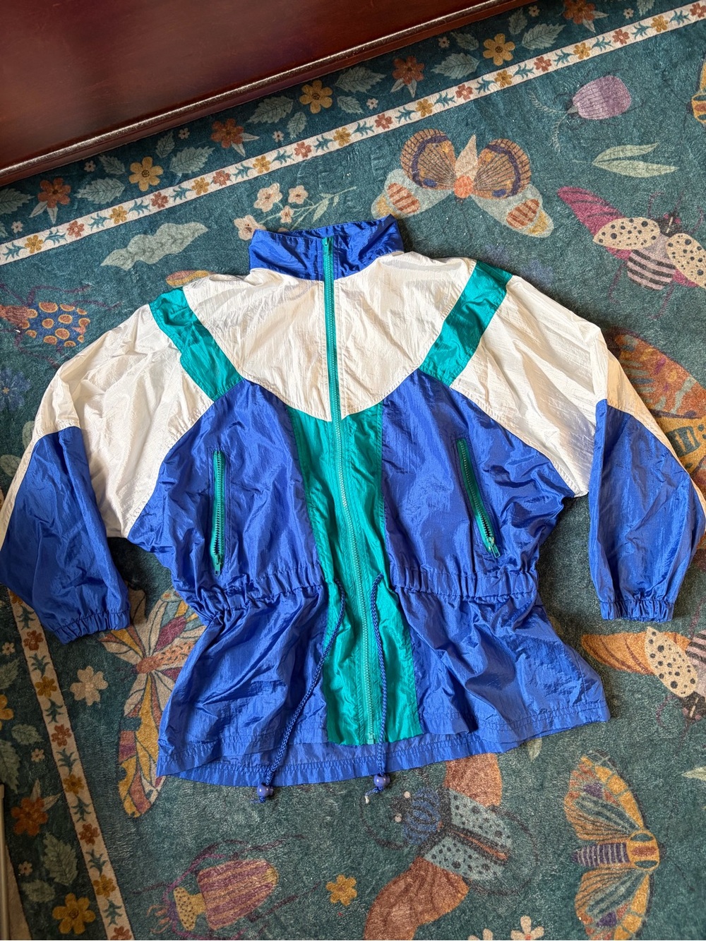 Vintage Colorblock Windbreaker Jacket in Blue, Teal & White